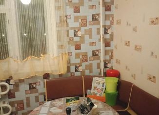 Продаю 4-комнатную квартиру, 82.4 м2, поселок Майский, Зелёная улица, 2