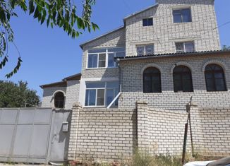 Продаю дом, 366 м2, Элиста, 6-й микрорайон, 10, 6-й микрорайон