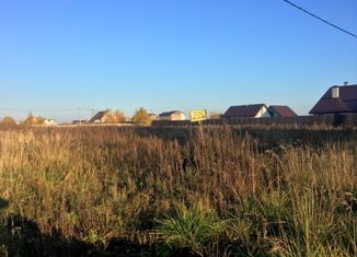 Продажа участка, 15 сот., деревня Старое Ракомо, Центральная улица