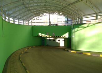 Продаю машиноместо, 13.8 м2, Калуга, Комфортная улица, 3, Ленинский округ