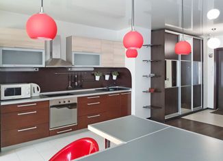 Сдаю в аренду 1-комнатную квартиру, 45 м2, Омск, улица Звездова, 132к1, Центральный округ