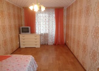 Сдается 1-ком. квартира, 40 м2, Саратов, Ленинградская улица, 15А