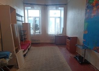 Сдам в аренду комнату, 68 м2, Санкт-Петербург, Уральская улица, 15, муниципальный округ Остров Декабристов