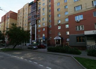 Аренда трехкомнатной квартиры, 120 м2, Тюмень, улица Грибоедова, 13