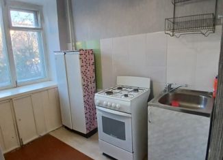 Сдаю однокомнатную квартиру, 32 м2, Уфа, улица Карла Маркса, 65/2, Советский район