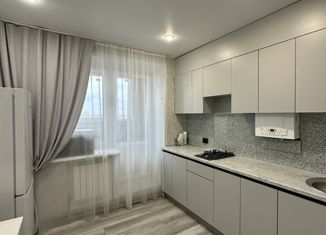 Сдается 1-ком. квартира, 41 м2, Арзамас, улица Володарского, 81А