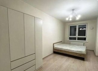 Сдам 1-ком. квартиру, 35 м2, Екатеринбург, Донбасская улица, 19