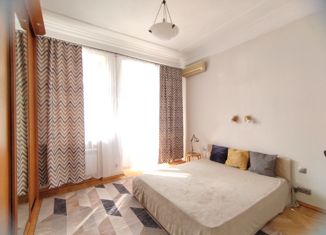 Сдается 2-ком. квартира, 72 м2, Москва, Садовническая улица, 51с1