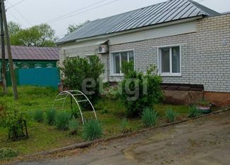 Продается дом, 48 м2, посёлок городского типа Базарный Карабулак, площадь 60 лет Победы