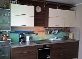 Продажа 3-ком. квартиры, 83 м2, Чебоксары, проспект Максима Горького, 19, жилой район Северо-Западный