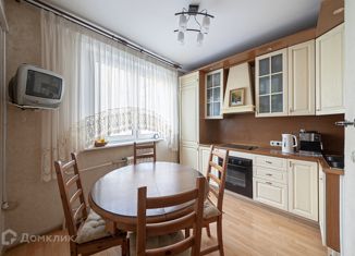 Трехкомнатная квартира на продажу, 77 м2, Москва, Игарский проезд, 17, Игарский проезд