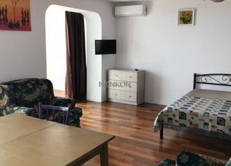 Продам 3-ком. квартиру, 90 м2, Алупка, Севастопольское шоссе, 2В