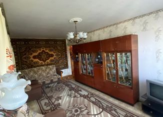 Продажа трехкомнатной квартиры, 49.2 м2, посёлок Ждановский, Школьная улица, 34