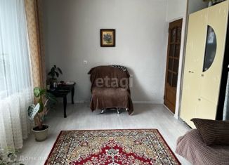 Продается 2-ком. квартира, 44 м2, рабочий посёлок Октябрьский, Рабочая улица, 1А