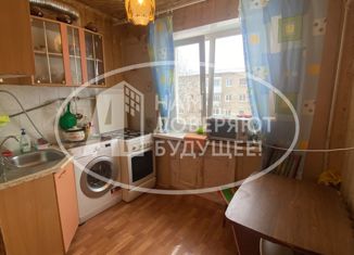 Продаю 4-комнатную квартиру, 62.5 м2, Чусовой, улица Чайковского, 6Б