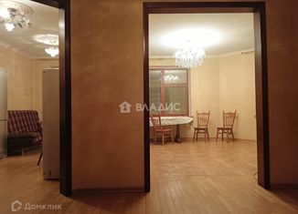 Сдается в аренду 2-комнатная квартира, 100 м2, Москва, Мичуринский проспект, 6к1