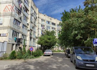 Продаю трехкомнатную квартиру, 115.9 м2, поселок городского типа Приморский, Южная улица, 11