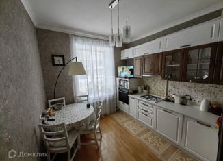Продается 2-комнатная квартира, 60.2 м2, Екатеринбург, улица Бабушкина, 20, метро Уралмаш