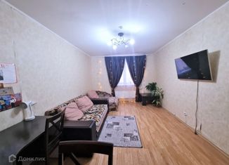Продам 3-ком. квартиру, 77.7 м2, Красное Село, Красногородская улица, 5к1