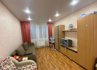 Продам 1-ком. квартиру, 35 м2, Елабуга, улица Автомобилистов, 8