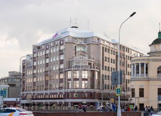 Сдам офис, 4200 м2, Москва, улица Арбат, 1, улица Арбат