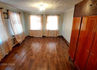 Продаю 2-комнатную квартиру, 37 м2, посёлок Новосергиевка, проспект Калинина, 212