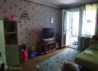 Продажа четырехкомнатной квартиры, 75.9 м2, село Небуг, улица Газовиков, 3