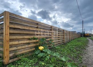 Продаю участок, 13.1 сот., посёлок Октябрьский, Октябрьская улица