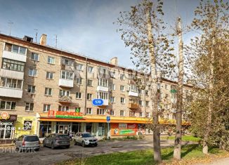 Продается 2-комнатная квартира, 42 м2, деревня Лоскутово, улица Гагарина, 54