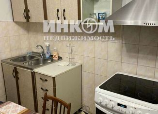 3-комнатная квартира в аренду, 76 м2, Москва, Дубравная улица, 43, метро Митино