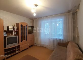 Продам 2-ком. квартиру, 49 м2, посёлок Мелехово, улица Комарова, 17