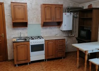 Аренда двухкомнатной квартиры, 100 м2, Астраханская область, Бертюльская улица, 7