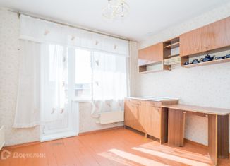 Продажа 2-ком. квартиры, 35.4 м2, Челябинск, улица Молодогвардейцев, 35, Калининский район