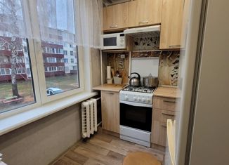 Аренда 2-ком. квартиры, 44 м2, Нижнекамск, улица Юности, 21Б