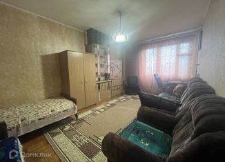 Сдаю в аренду комнату, 54 м2, Москва, улица Коштоянца, 10