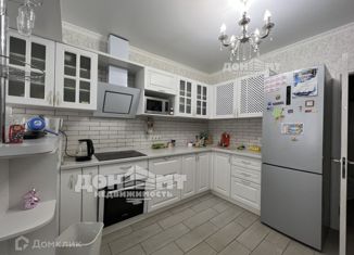 Продается двухкомнатная квартира, 40 м2, Аксай, улица Мира, 2А/3