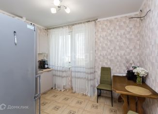 Продам 1-ком. квартиру, 36 м2, Краснодар, улица Красных Партизан, 1/4к4, Прикубанский округ