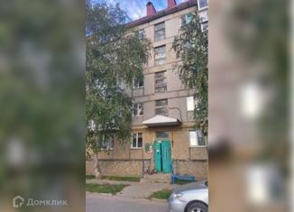 Продам 3-ком. квартиру, 61.1 м2, Урай, 3-й микрорайон, 32