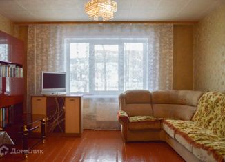 Продается 3-комнатная квартира, 63.2 м2, Кемеровская область, улица Гайдара, 30