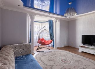 Продам дом, 179 м2, поселок городского типа Апастово, улица Бану Валиевой, 10