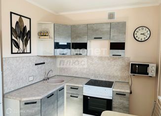 Продаю 1-ком. квартиру, 31 м2, Юрга, Волгоградская улица, 21