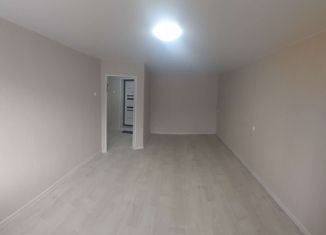 Однокомнатная квартира на продажу, 29.9 м2, Волжский, улица имени Генерала Карбышева, 7А