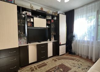 Продается 2-ком. квартира, 35.4 м2, Нижний Новгород, улица Обнорского, 25, улица Обнорского