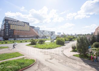 Продаю двухкомнатную квартиру, 44.5 м2, Кемерово, Октябрьский проспект, 40, Центральный район