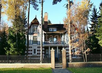 Продается дом, 687 м2, поселок дома отдыха Озера, Озёрная улица, 7