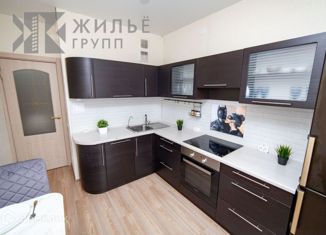 Продажа 1-комнатной квартиры, 37 м2, Казань, улица Рауиса Гареева, 102к1