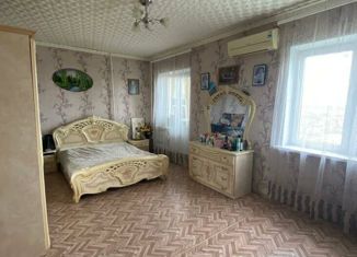 Продаю двухкомнатную квартиру, 67.2 м2, Астраханская область, Энергетическая улица, 3