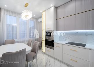 Продажа трехкомнатной квартиры, 73.8 м2, Москва, Родниковая улица, 30к1