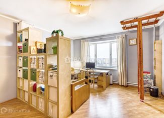 Продается трехкомнатная квартира, 80.8 м2, Троицк, Академическая площадь, 4