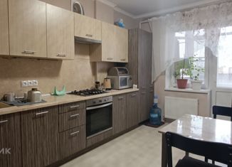 Продам 2-комнатную квартиру, 53 м2, Горячий Ключ, улица Энгельса, 1/2к2